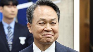 진옥동 “향후 5∼10년 투자 확대 적기” ROE 개선 강조