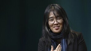 한강, 佛 아비뇽 간다…‘작별하지 않는다’ 교황청 명예극장 무대에