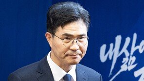 [속보]민주당 전북지사 후보에 이원택 선출