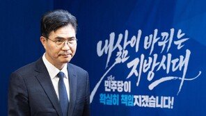 [속보]민주당 전북지사 후보에 이원택 선출