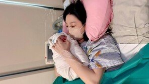 김소영, 출산 후 SNS 중단 속사정…“아기 황달 수치 튀어”