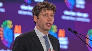 오픈AI CEO 올트먼 집에 화염병 날아들어