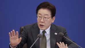 ‘충주맨’도 당황한 여수 섬박람회…李 “중앙정부가 준비 점검”