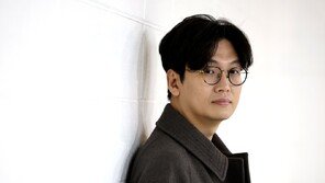 ‘성범죄 의혹’ 황석희 번역가, 뮤지컬 ‘겨울왕국’서 하차