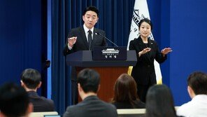 강훈식 “하정우 출마, 본인이 정해야…대통령·당이 결정할 문제 아냐”