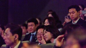 李대통령 “잔혹한 행위 배경엔 정치권력…영원히 책임 물어야”