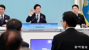 李 “필요하면 국책기관 대신 공무원 늘려야… 욕은 내가 먹겠다”