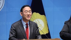 주호영 “홍준표, 김부겸 적극 도와도 별로 도움 안 될 것”