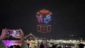 드론쇼-우주… 고흥의 낮과 밤은 즐겁다