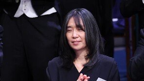 한강 ‘채식주의자’, 한국인이 10년간 가장 사랑한 책