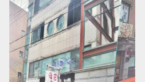 익산 상가 건물 3층서 불…80대·50대 모녀 중상