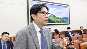 국민 78% “탄소 조기 감축”에…“산업계 외면한 불공정 설문” 반발