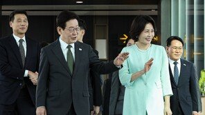 李, 인도 일정 마치고 베트남으로 출국…내일 정상회담