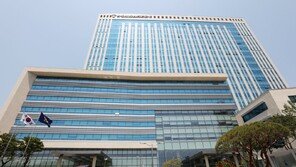 ‘2개월 딸’ 방치하고 술자리…딸 사망 20대 미혼모 “혐의 인정”