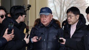 김건희 여사, ‘쥴리 의혹’ 제기 안해욱 재판 불출석…과태료 300만원