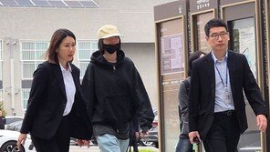 법정 대면 강도에 “재밌니?”…나나 “감정 조절 실패, 후회는 없다”