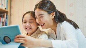 국가자격 아이돌봄사 첫 도입…범죄경력 확인 거쳐야 발급