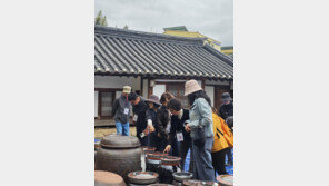 계족산 황톳길-고즈넉한 호연재 고택… 자연 속 휴식과 치유