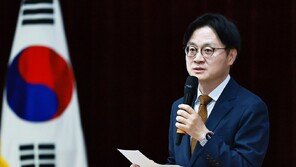 산업장관 “3가지 중요한 싸움…정책적 뒷받침 제때 실행”