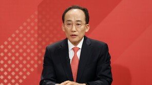 추경호, 국힘 대구시장 후보 확정…김부겸과 맞대결