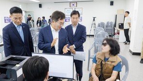 김동연 “정책 성패는 ‘사람’ ‘현장’에 달려”…공무원 역할 강조