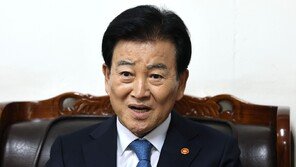 정동영, 北에 ‘조선’ 호칭… 통일부 “공론화 거쳐 결정”