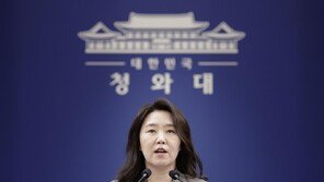 李 ‘소풍 발언’ 역풍에…靑 “교사 본연의 의무 보장하자는 것”