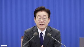 李 “일부 노조, 자신만 살겠다고 과도한 요구…국민 지탄”