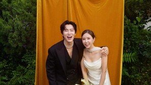 코요태 신지♥문원, 2일 결혼식…백지영 축가·문세윤 사회