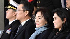 주식 팔고 대출 받고…삼성家, 상속세 12조 ‘정공법’ 완납
