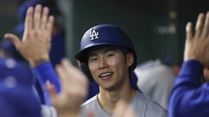 ‘달리고 또 달렸다’ 김혜성의 폭풍 질주 ‘시즌 첫 3루타 X 멀티히트’