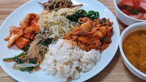 계절-요일 따라 변주되는 반찬… 하루 버텨내는 리듬을 닮았다[김도언의 너희가 노포를 아느냐]