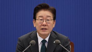 李, 어버이날 맞아 “부모 일방적 희생 기대지 않고 국가가 책임지는 나라로”