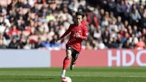 “아내 갈비찜으로 힘낸다”…시속 34.8km로 달리는 김문환의 두 번째 월드컵 도전 [인터뷰]