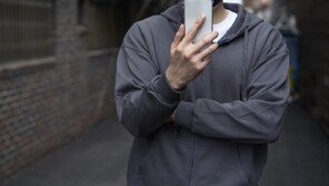 지적장애 제자 나체 찍어 학생들과 돌려본 중학교 코치