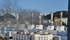 부산 LNG 화력발전소 불, 약 6시간30분 만에 초진