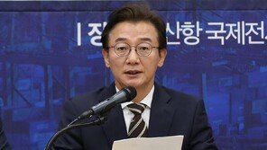 “전재수 보좌진, 압수수색前 망치로 하드디스크 부숴 증거 인멸”