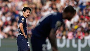 이강인, 발목 부상…PSG 리그1 우승 결정전 출전 ‘불발’