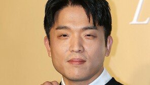 ‘사과 진정성’ 비판에…안성재, 유튜브 활동 잠정 중단