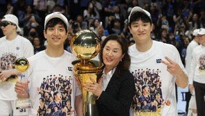 ‘삼부자 챔프전 MVP’ 대기록 쓴 허훈…“체력 더 남아, 한 발 더 뛰는 사람이 우승하는 것”