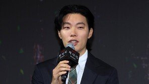 류준열, 칸 영화제서 전 연인 한소희 언급…“당연히 알죠”