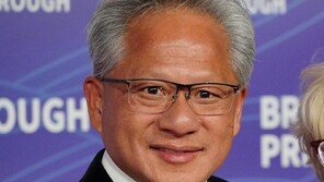 젠슨 황에 밴 플리트상 “한미 반도체 협력 기여”