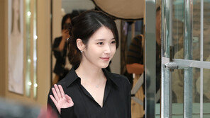아이유 또 선행…이번엔 생일날 ‘아이유애나’ 이름으로 3억 원 기부
