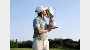 문도엽, KPGA 경북오픈 최종 라운드 역전 우승…투어 6승 달성