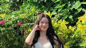 임지연, 발리 여행 중 뽐낸 청순 미모…민소매 입고 섹시미까지