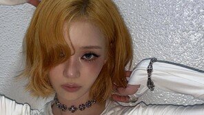 에스파 윈터, 이렇게 섹시해도 돼?…도발적인 카리스마 미모
