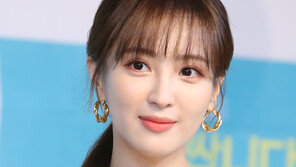 윤보미 ‘나솔사계’ MC 하차…후임은 배우 정혜성