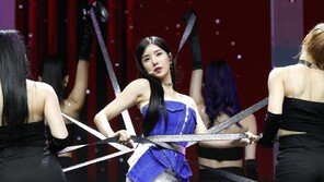“나오면 응원석 찢을 듯”…최고 치어리딩 여돌? 2위 김채원·3위 최예나