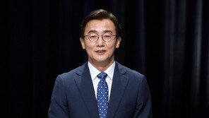 전재수 前비서관 “날 사노비처럼 부려”… 田측 “일방적 주장”