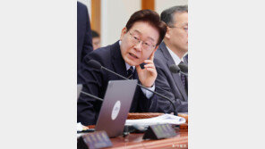 李 “세금도 떼기 전 영업이익 나눠 갖는 건 투자자도 못 할 일”